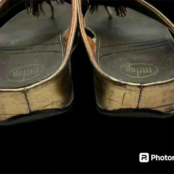 Women’s size 10 FitFlops, Cha-Cha, in bronze - Picture 5 of 11